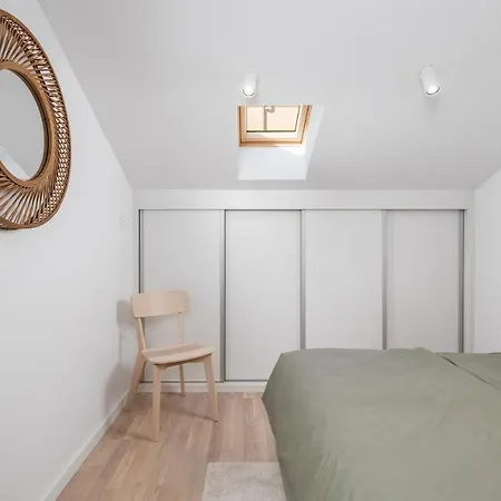 Artemis Apartment *